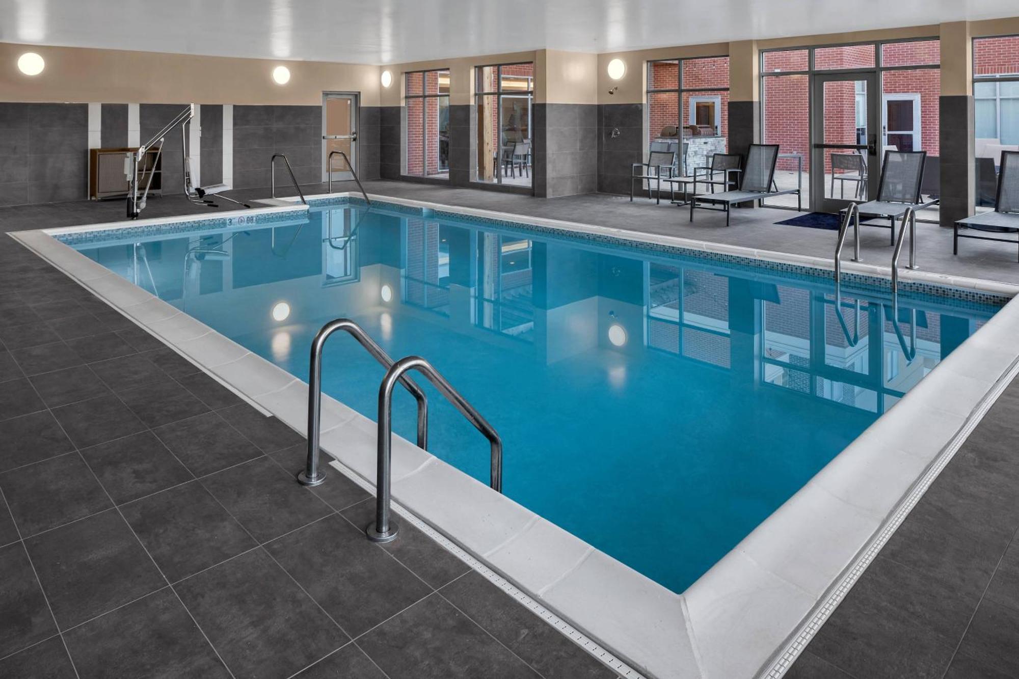 Residence Inn Richmond Midtown/Glenside Dumbarton Eksteriør billede