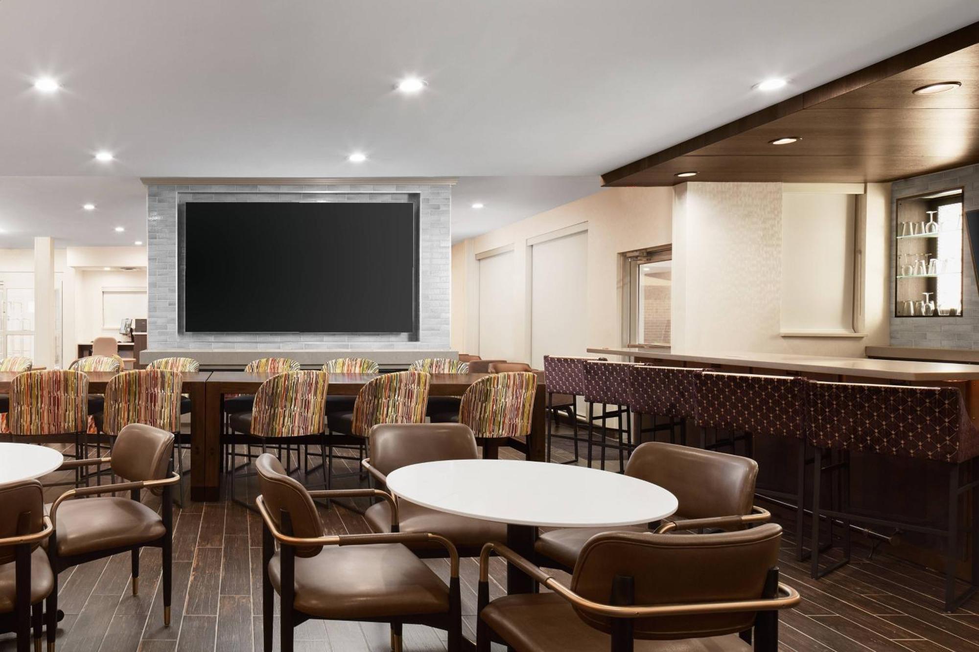 Residence Inn Richmond Midtown/Glenside Dumbarton Eksteriør billede